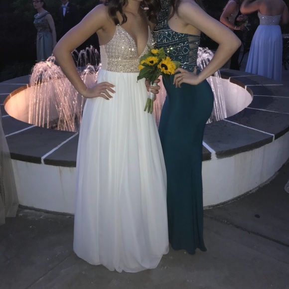 Macy’s White Prom Dress - Picture 2 of 6